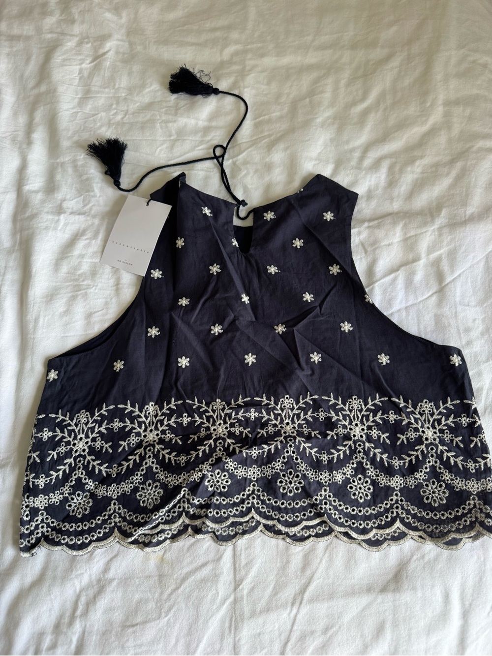 En Saison Nara Dark navy blue embroidered skirt & top set medium scallop hem NWT - Picture 6 of 16